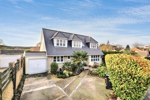 Corfe Mullen 3 bed detached house for sale