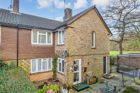 Tilletts Lane, Warnham, West Sussex 2 bed maisonette for sale
