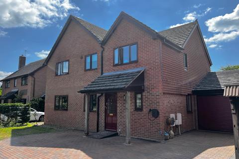 Hughes Close, Blackfield... 5 bed detached house for sale