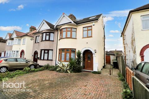 Royston Avenue, SOUTHEND