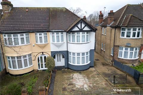 Colin Crescent, London NW9 3 bed end of terrace house for sale