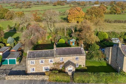 Lund Lane, Killinghall, HG3 4 bed detached house for sale