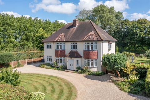 Perry Green, Much Hadham SG10 5 bed detached house for sale