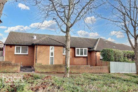 Kensington Drive, Great Holm 2 bed bungalow for sale