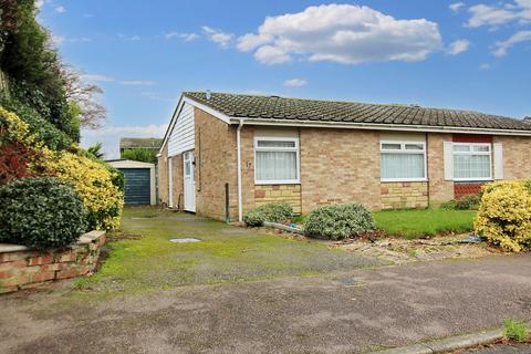 Romany Close, Letchworth Garden City... 2 bed semi