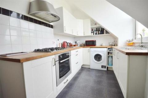 Blenheim Crescent, South Croydon 1 bed flat for sale