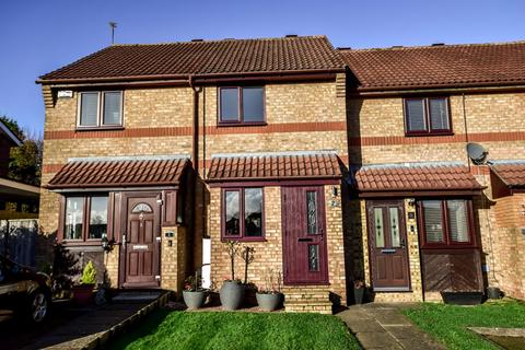 Lancaster Way, Abbots Langley, WD5 2 bed terraced house for sale