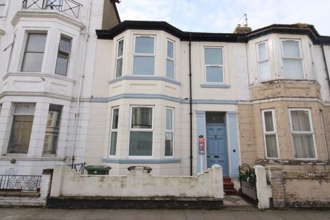 Great Yarmouth NR30 5 bed terraced house for sale