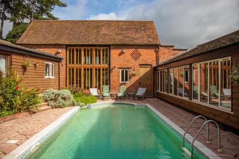 Tedstone Delamere Bromyard... 5 bed barn conversion for sale