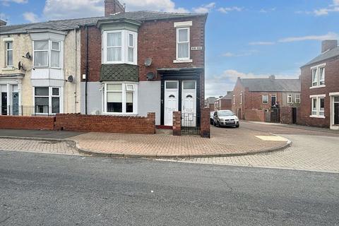 Dean Road, South Shields, Tyne and... 3 bed flat for sale