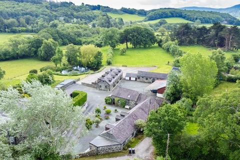 Rowen, Conwy, LL32 18 bed detached house for sale