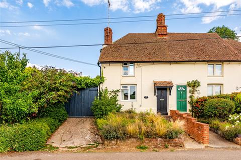 High Street, Dadford... 3 bed semi