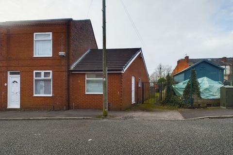 Gordon Street, Ince, Wigan WN1 3DF 1 bed bungalow for sale