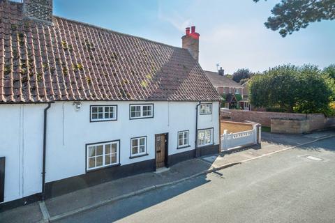 The Street, Bury St. Edmunds IP28 3 bed semi