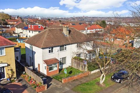 Greenwood Gardens, Gateshead NE11 3 bed semi