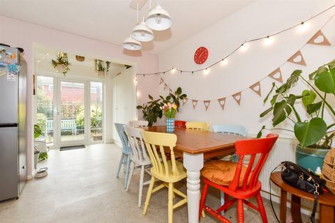 Channel Lea, Walmer, Deal, Kent 2 bed terraced house for sale