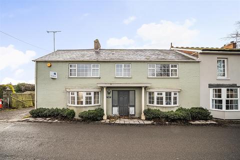Little Salisbury, Pewsey 4 bed semi