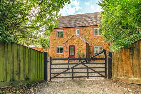 Heacham 4 bed detached house for sale