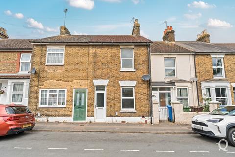 Ufton Lane, Sittingbourne, Kent, ME10 3 bed terraced house for sale