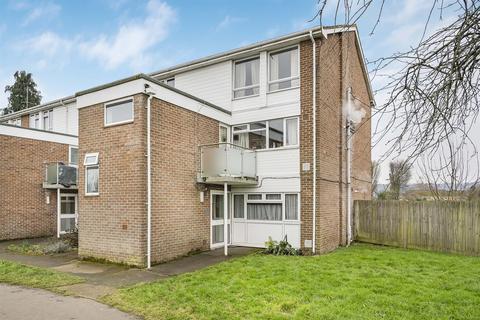 Foxes Piece, Little Marlow Road, Marlow 3 bed flat for sale