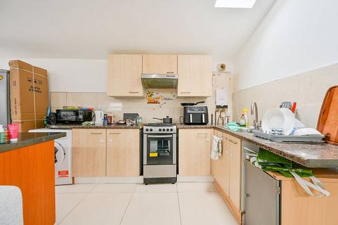 Barlow Road, Acton, London, W3 Studio for sale