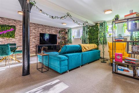 Beaufort Brewery, Royal Wootton... 2 bed apartment for sale