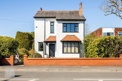 Bolton Road, Atherton M46 3 bed detached house for sale