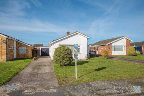 Birch Drive, Attleborough 3 bed detached bungalow for sale