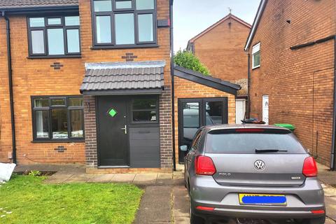 Pine Way, Oldham OL4 3 bed house for sale