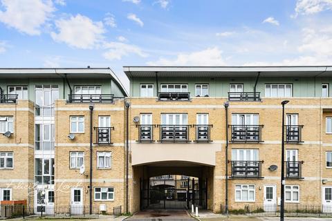 Locksons Close, London 1 bed apartment for sale