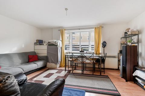 Locksons Close, London 1 bed apartment for sale