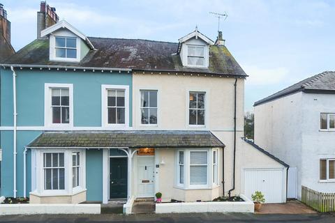 11 Victoria Road, Cockermouth... 3 bed semi