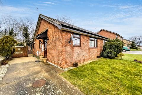 Semer Close, Stowmarket, IP14 2 bed semi
