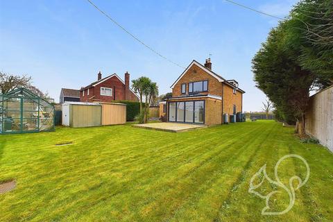 Stowmarket IP14 3 bed detached house for sale