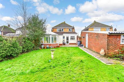 Chaplains Avenue, Waterlooville... 3 bed detached house for sale