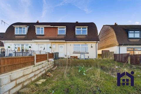 Brown Street, Chorley, PR6 0BA 3 bed semi