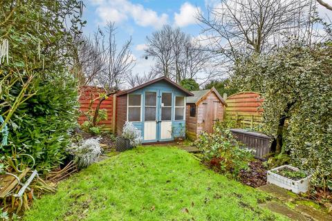 Upper Street, Leeds, Maidstone, Kent 2 bed end of terrace house for sale