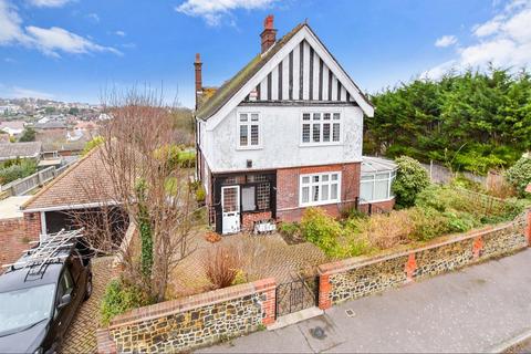 Seacroft Road, Broadstairs, Kent 4 bed detached house for sale