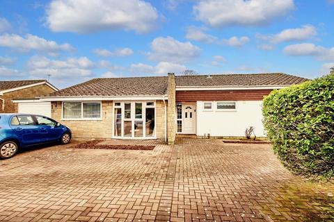 The Uplands, Bristol BS48 4 bed detached bungalow for sale