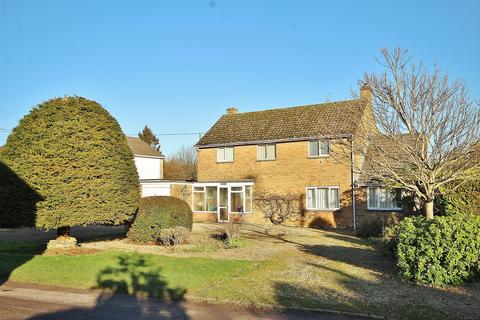 East End, Oxfordshire, OX29 3 bed detached house for sale