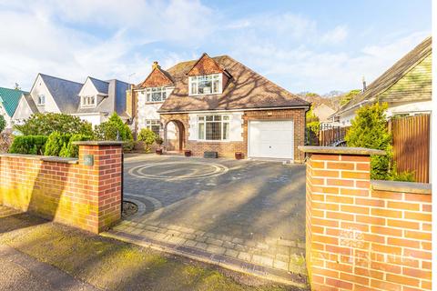 Queens Park Avenue, Bournemouth BH8 3 bed detached house for sale