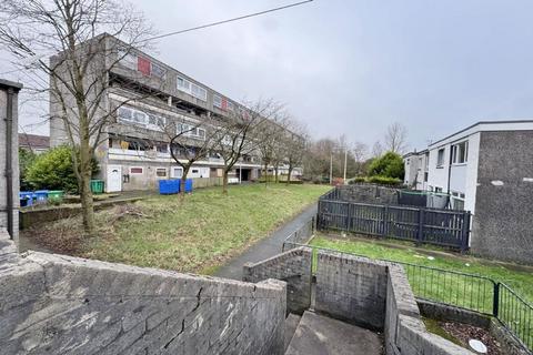 Keith Court, Glenrothes KY6 3 bed flat for sale