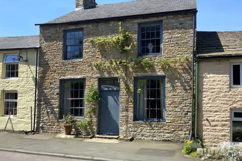 Hexham NE47 4 bed terraced house for sale