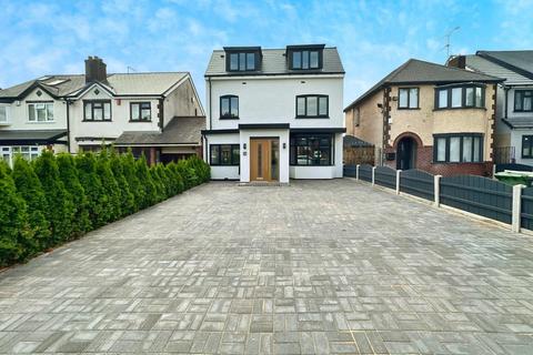 Stafford Road, Wolverhampton WV10 7 bed detached house for sale