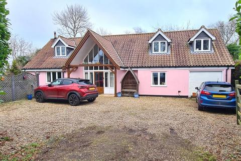 Paston Road, Knapton 4 bed detached house for sale
