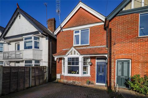 Forest Road, Liss, Hampshire, GU33 3 bed semi