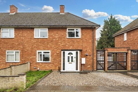 Woodhurst, Letchworth Garden City, SG6 3 bed semi