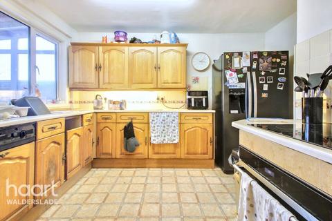 Coverdale Close, Chatham 3 bed terraced house for sale