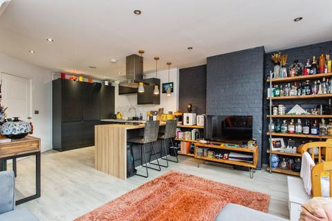3, Glovers Court, Preston PR1 2 bed apartment for sale