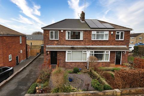 Thornhill Grove, Calverley, Pudsey... 3 bed semi